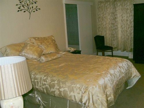 George Washington Inn Карнфорт Экстерьер фото